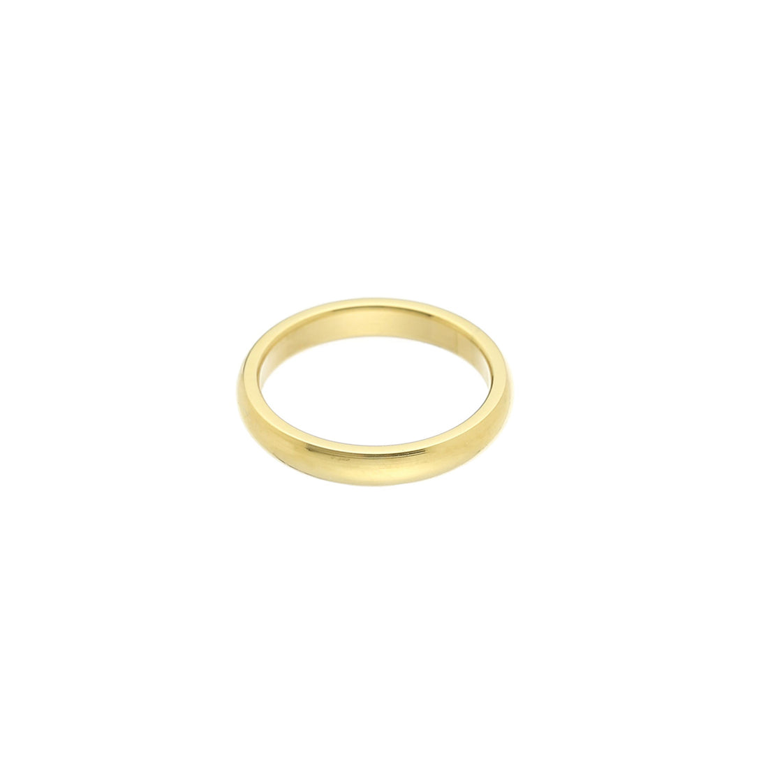 Gouden basic ring. De ring is er in verschillende ringmaten en is gemaakt van roestvrij staal met een gold plated laagje. De ring is waterproof dus verkleurt niet. 